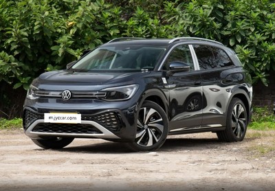 Volkswagen ID.6 CROZZ