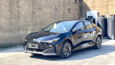 Toyota &nbsp;bz3